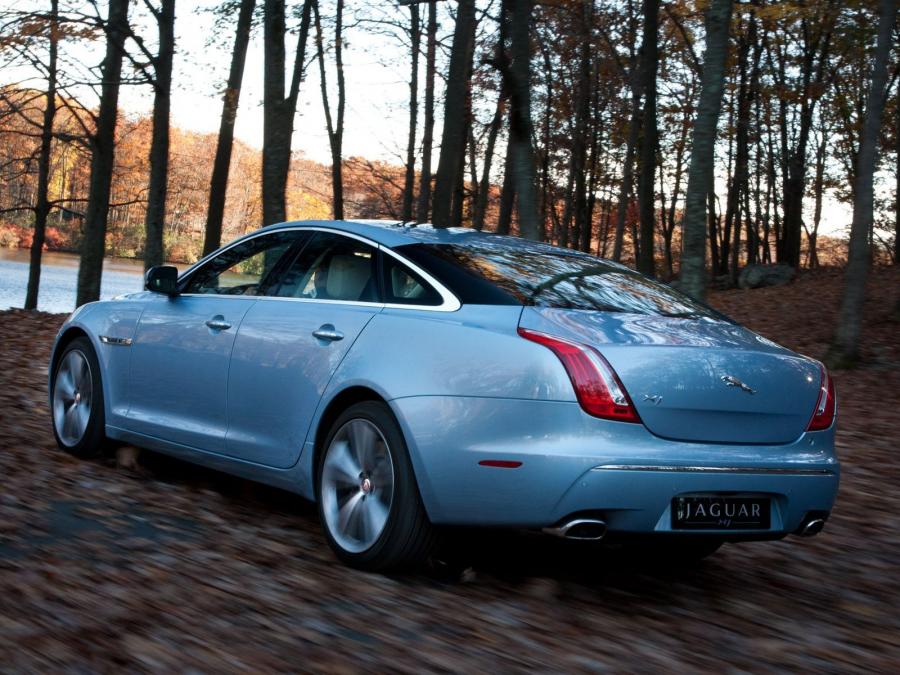  Jaguar XJ SS 2011 года  (US) (фото 27 из 33)